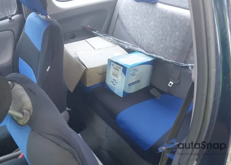 2002 Toyota Echo z USA, uszkodzony, nr VIN JTDAT123X20246193